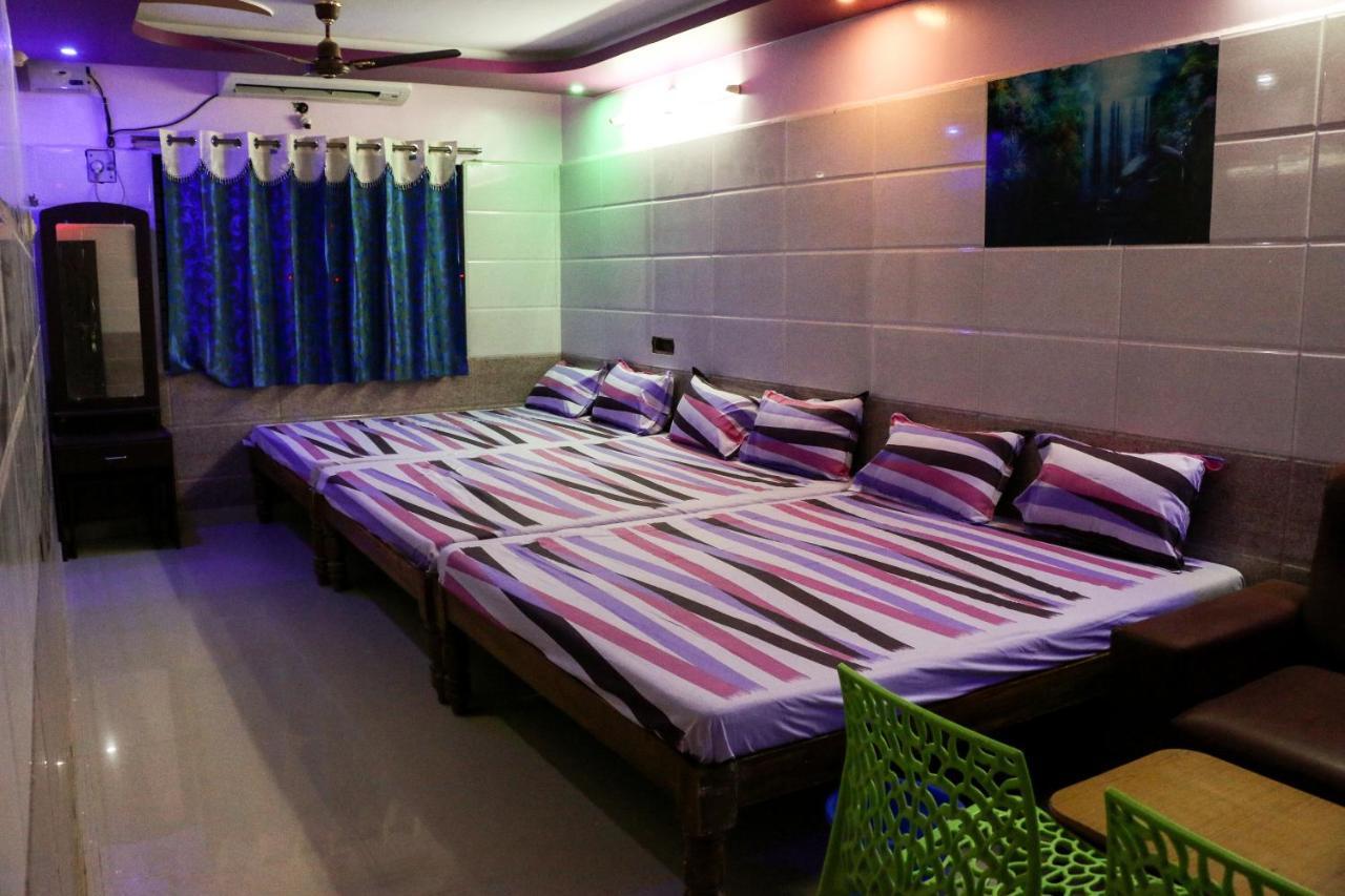 Sri Priya Lodge Dharmapuri Exterior photo